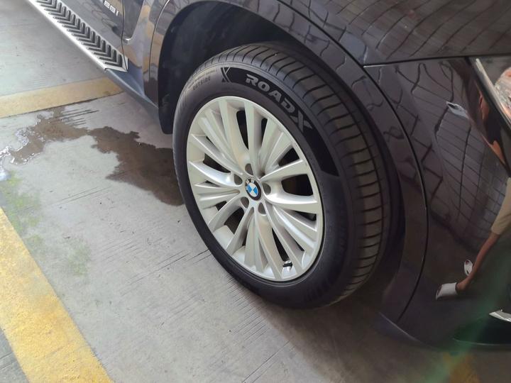 X5 Imported 2017 xDrive28i photo 8