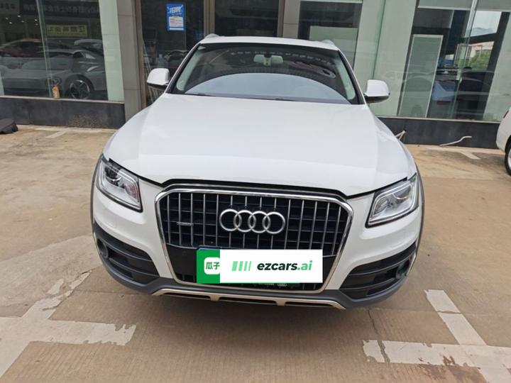 Q5 2017 Plus 40 TFSI Tech photo 2