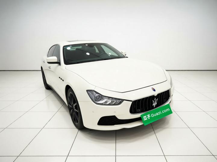 Ghibli 2014 3.0T Standard photo 3