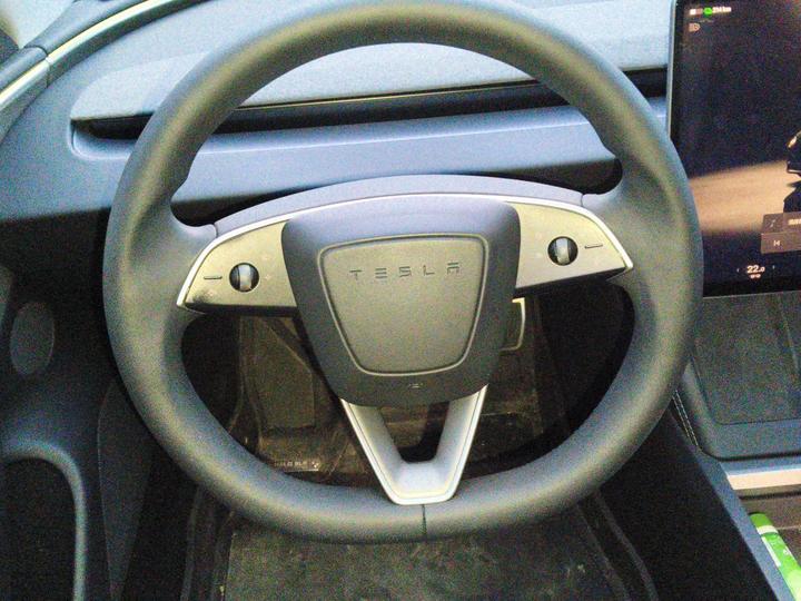 Model 3 2023 Long Range AWD photo 7