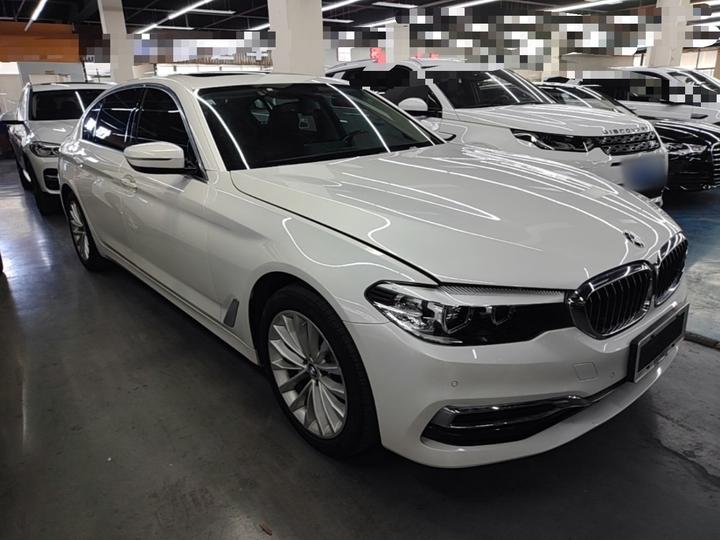 5 Series 2020 525Li Luxury photo 3