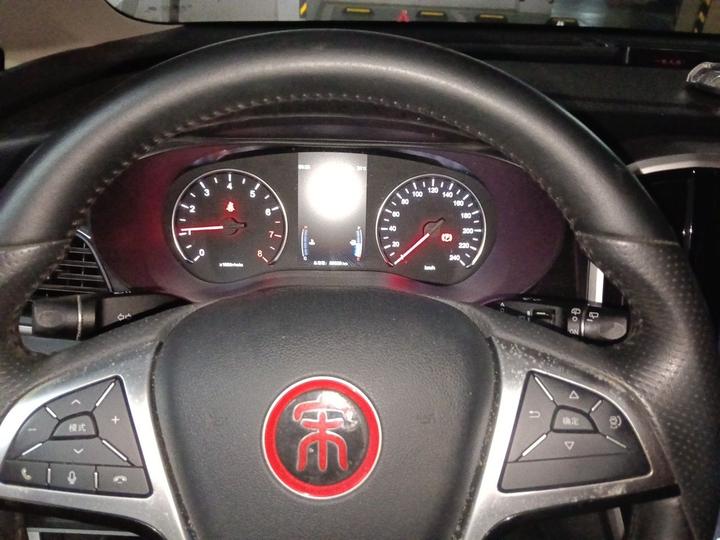 Song MAX 2017 1.5T AT Connected Elite 7-Seater photo 8