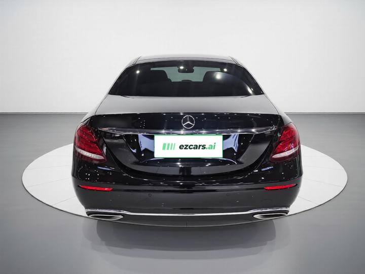 E-Class 2020 E 300 L Luxury photo 5