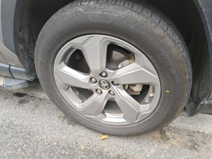 RAV4 2020 2.0L CVT RWD photo 8