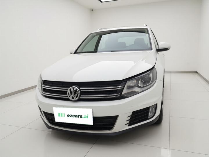 Tiguan 2015 1.8TSI AT RWD Luxury photo 2