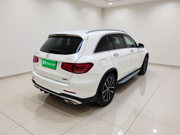 GLC 2022 Facelift GLC 260 L 4MATIC Luxury photo 6