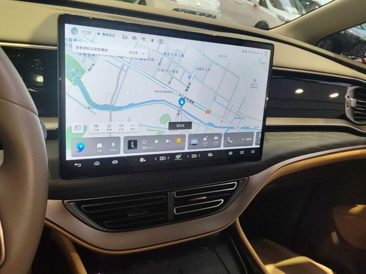 D9 2022 DM-i 970 AWD Flagship photo 8