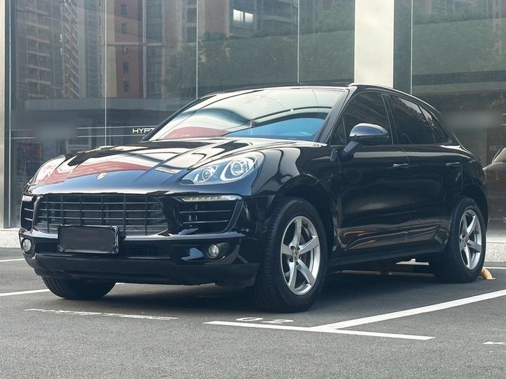 2017 Macan 2.0T