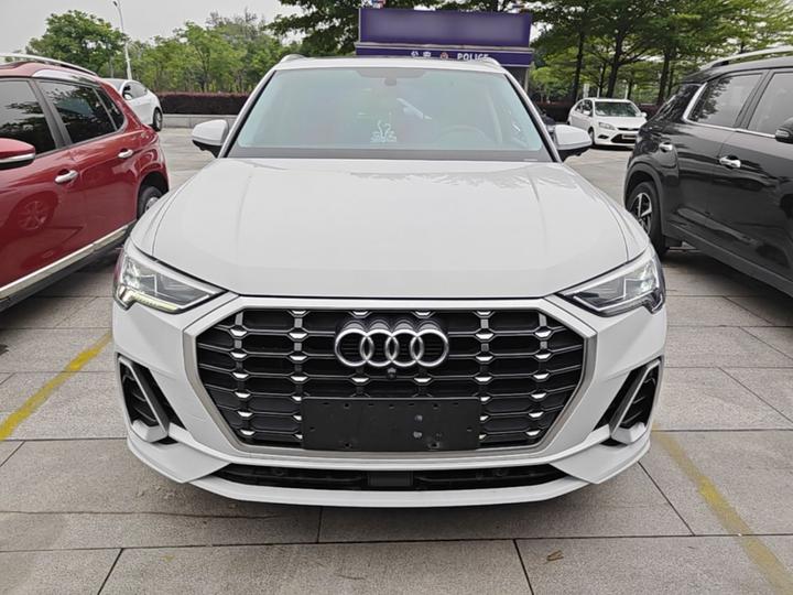 Q3 2019 35 TFSI Progressive Dynamic photo 2