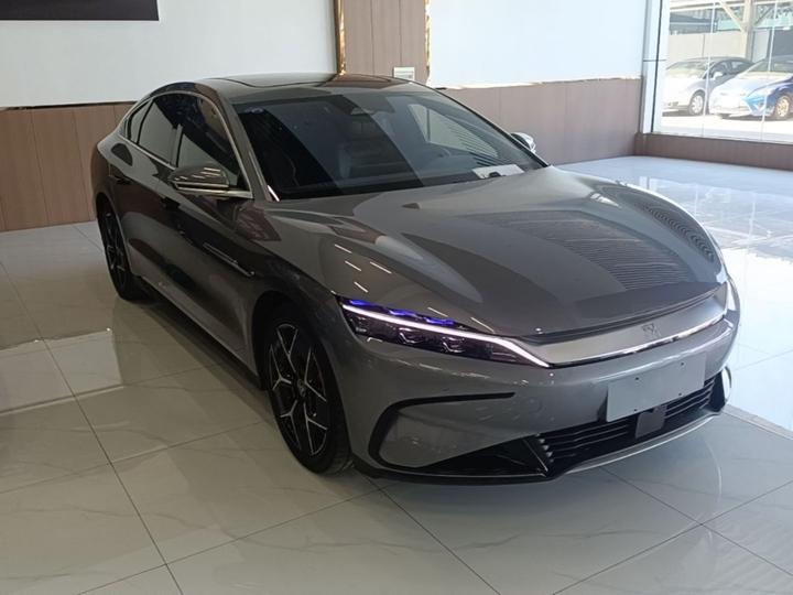 Han 2022 EV Founder 715KM FWD Flagship photo 3