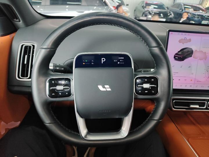 Li Auto L6 2024 Pro photo 6