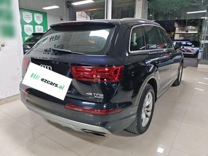Q7 2016 45 TFSI Tech photo 4
