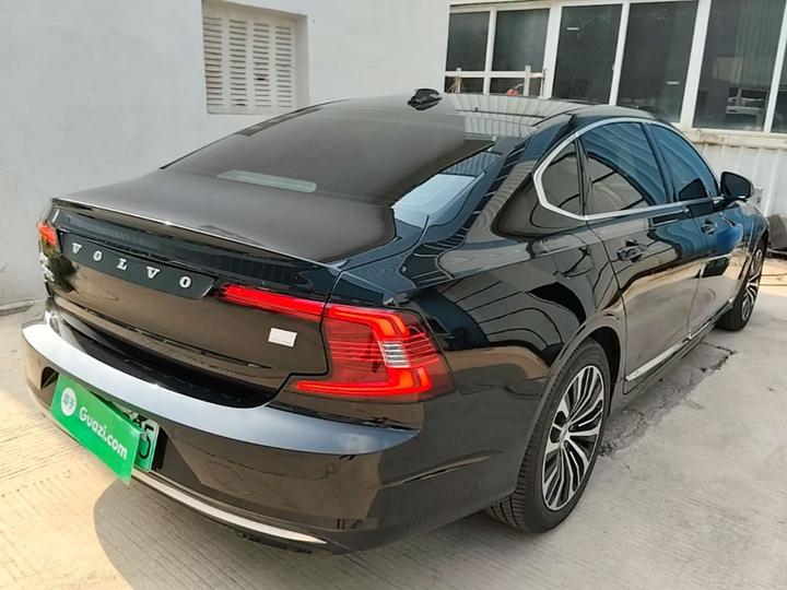 S90 EV 2024 Hybrid AWD Long Range Luxury photo 4