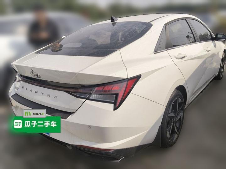 Elantra 2021 1.5L CVT LUX Premium photo 4