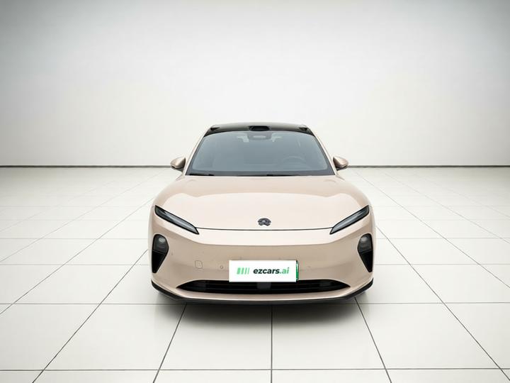 ET5 2022 75kWh photo 2