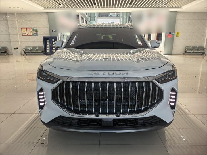 X70 PLUS 2024 Champion 1.5T DCTPRO 5-Seater photo 2