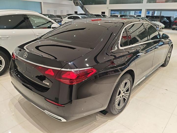 E-Class 2025 Facelift E 260 L photo 6