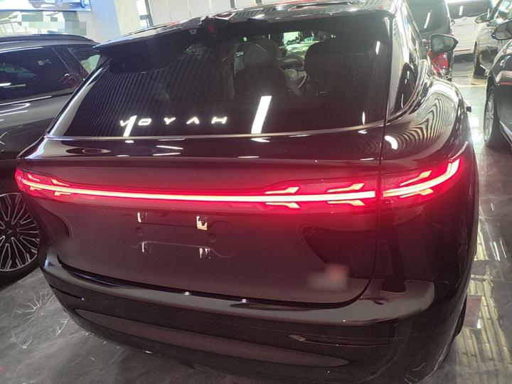 Voyah 2025 AWD Qiankun photo 3