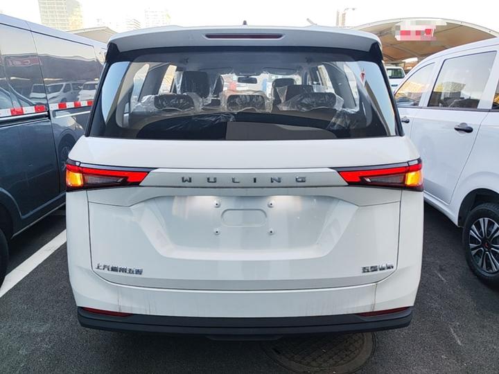 Wuling 2022 1.5L MT Elite photo 5