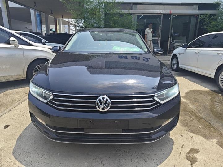Magotan 2017 280TSI DSG Leading photo 2