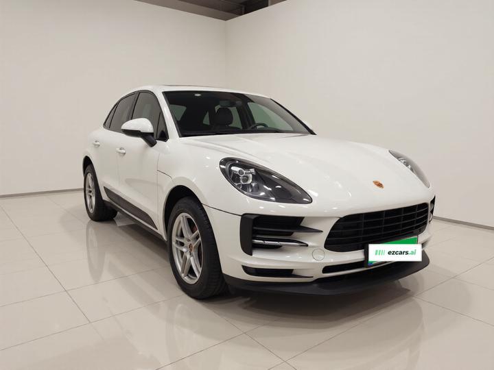 2021 Macan 2.0T photo 3