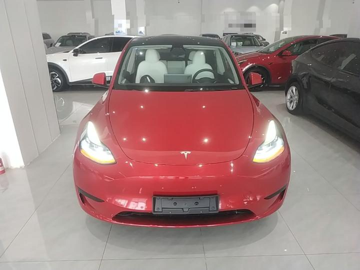 Model Y 2022 Facelift RWD photo 2