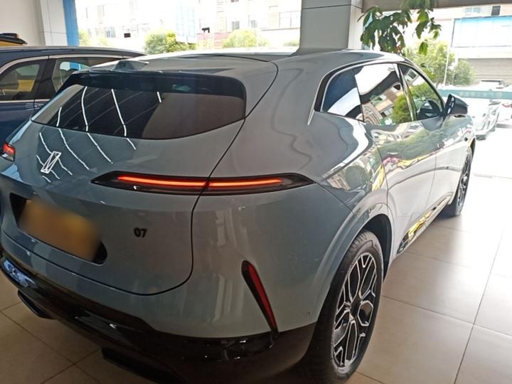 07 2024 Ultra EV AWD photo 4