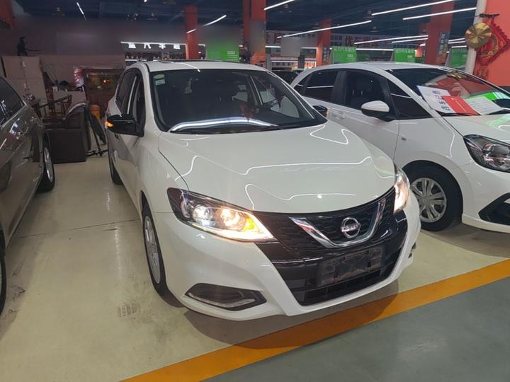 Tiida 2021 1.6L CVT photo 3