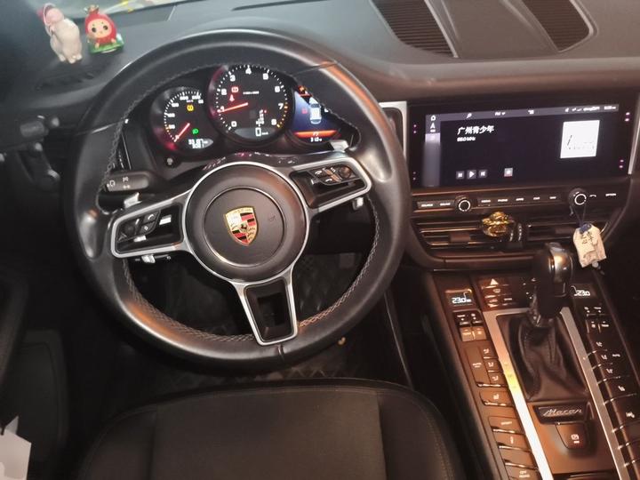 2018 Macan 2.0T photo 7