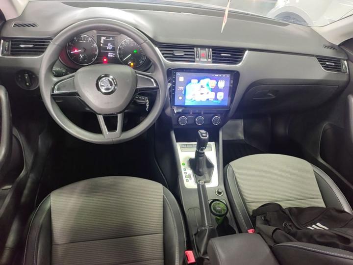 Octavia 2017 1.6L AT photo 5