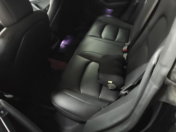 Model 3 2022 RWD photo 4