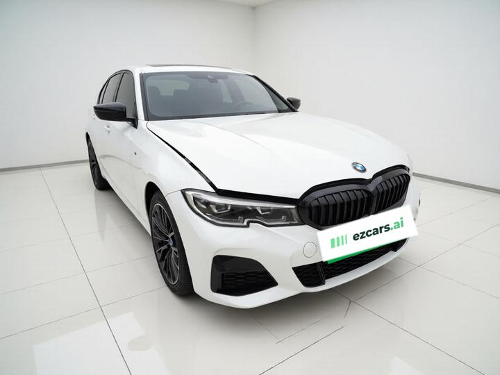 3 Series 2022 325Li M M Sport Night Package photo 3