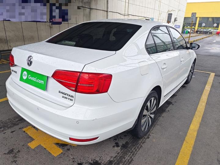 Sagitar 2017 230TSI AT Comfort photo 6