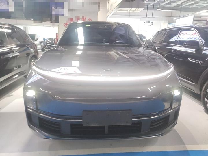 Li L8 2023 Pro photo 2