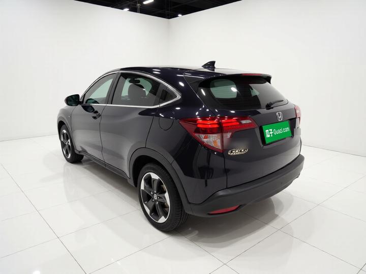 Vezel 2017 1.8L CVT RWD Pioneer photo 4
