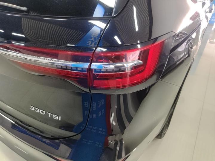 Viloran 2023 Facelift 330TSI Luxury photo 7