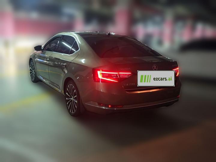 Superb 2016 TSI280 DSG Champion photo 4
