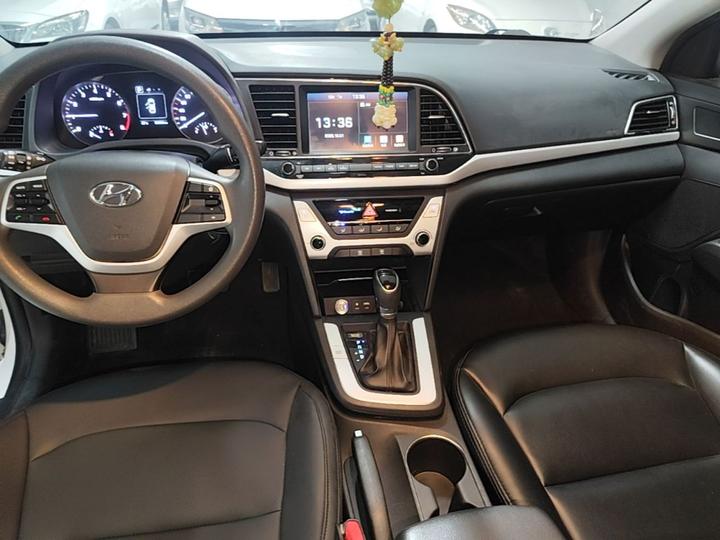 Elantra 2016 1.6L AT Smart Elite photo 6