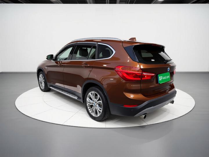 X1 2018 sDrive20Li Leading photo 4