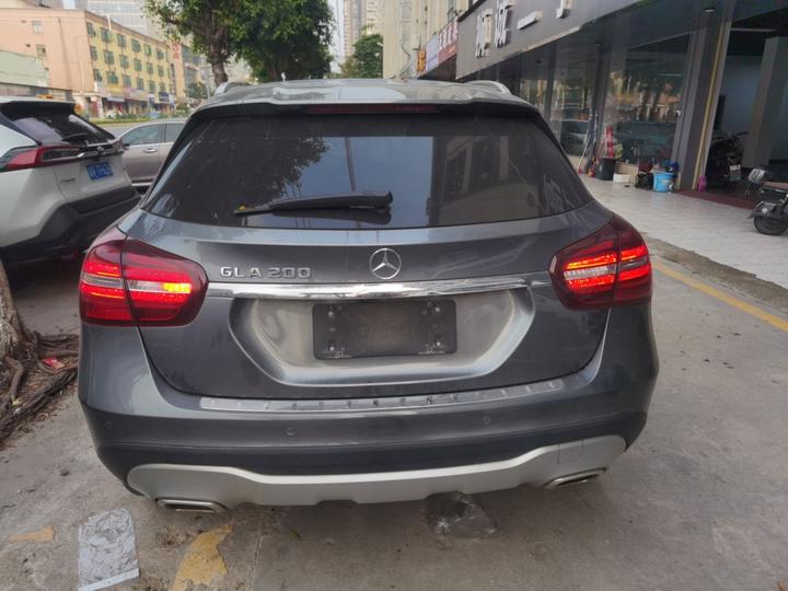 GLA 2019 GLA 200 Dynamic photo 3