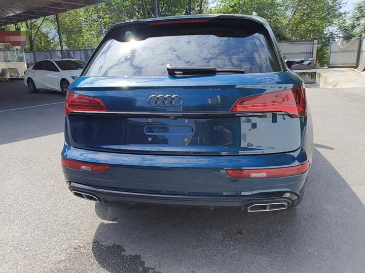 Q5L 2022 40T Luxury Dynamic photo 3