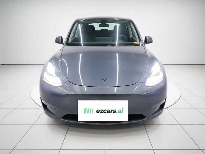 Model Y 2022 Long Range AWD photo 2