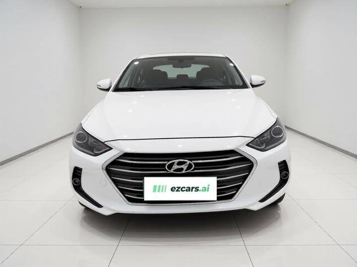 Elantra 2016 1.6L AT Smart Elite photo 2