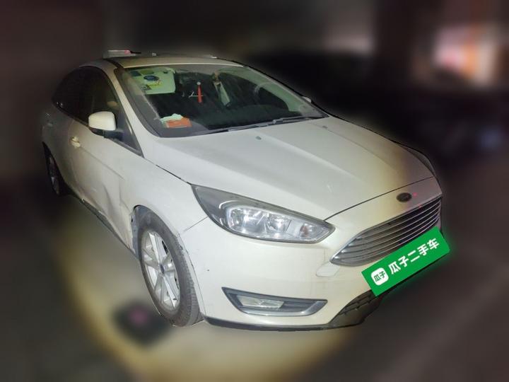 Focus 2015 Sedan 1.6L MT photo 3