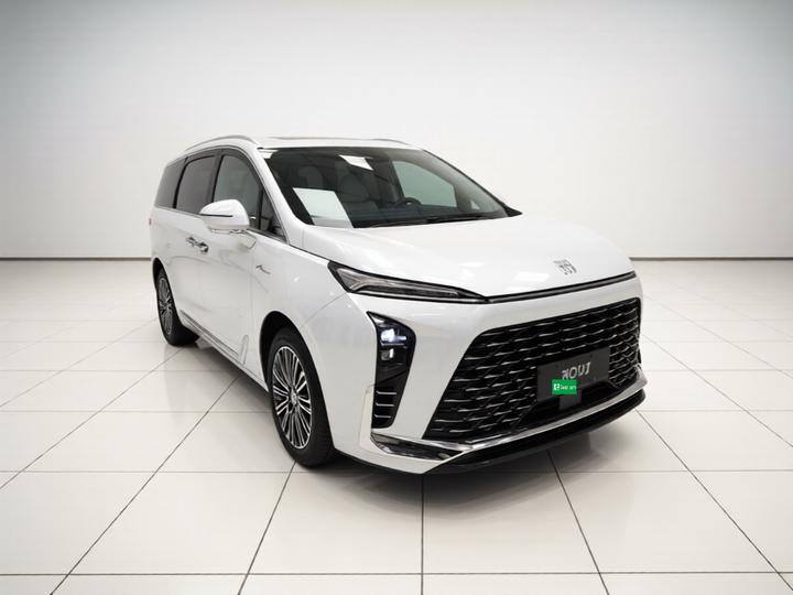 GL8 EV 2024 Exclusive 7-Seater photo 3