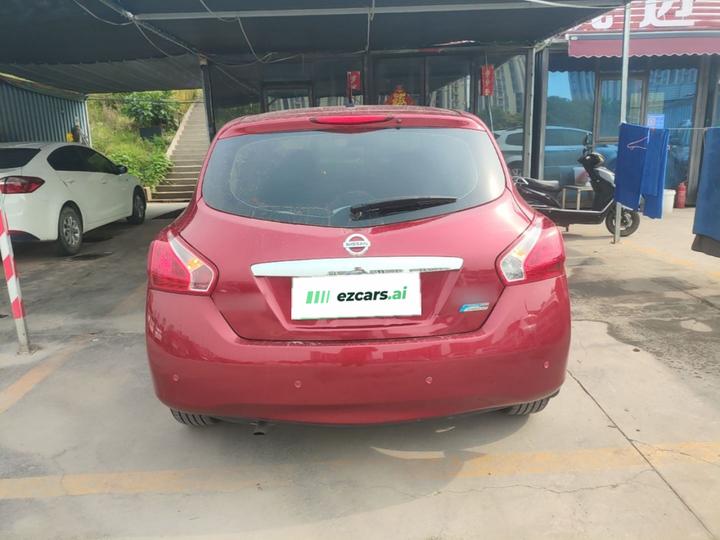 Tiida 2014 1.6L CVT Comfort photo 3