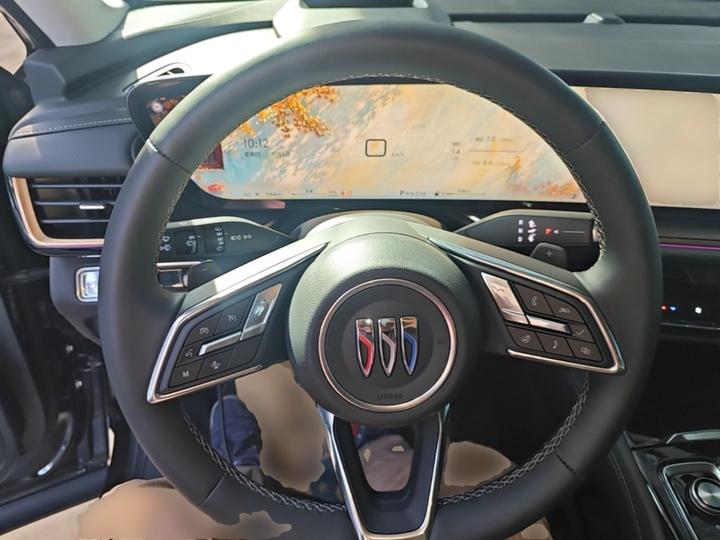 2026 Envision Plus AWD Avenir photo 3