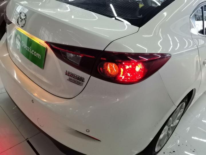 3 Axela 2016 Sedan 2.0L AT Sport photo 7