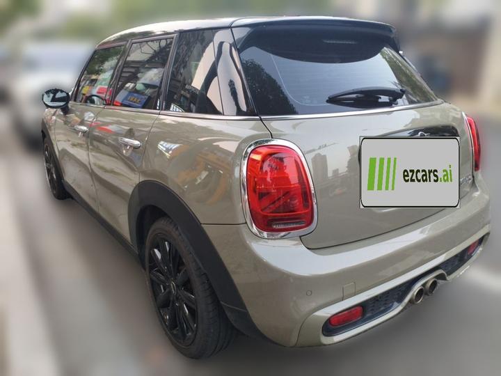 2019 2.0T COOPER S Classic 5-Door photo 4