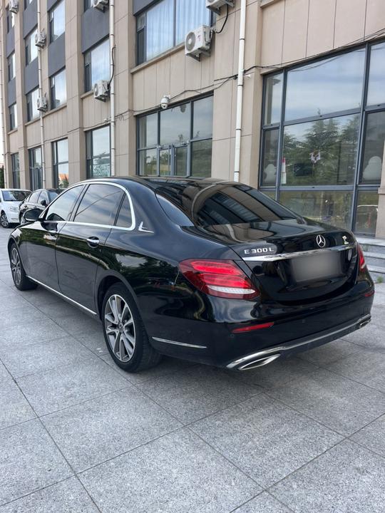 E-Class 2018 Facelift E 200 L photo 8